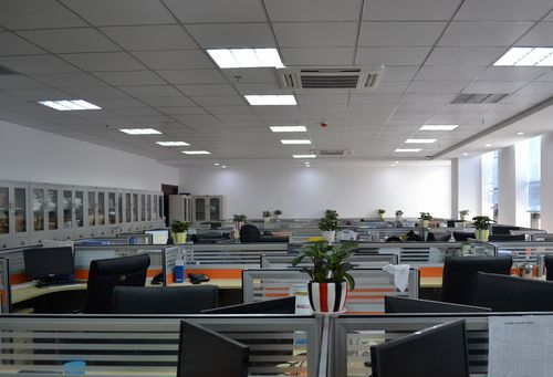 民生工程建設(shè)取得階段性成果:建設(shè)工程