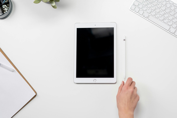 ?AI未來趨勢：技術突破、應用拓展與社會影響深化?